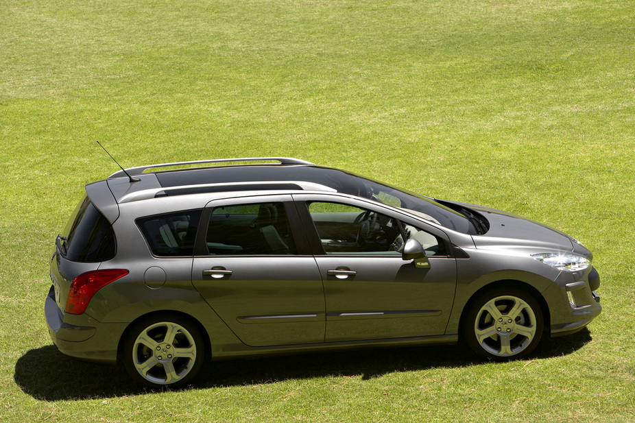 Peugeot 308 SW 2.0 HDi Automatic :: 2 photos and 82 specs :: autoviva ...