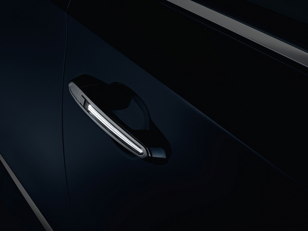 Cadillac XTS Using LEDs to Add Upscale Ambiance Cadillac XTS Using LEDs to Add Upscale Ambiance