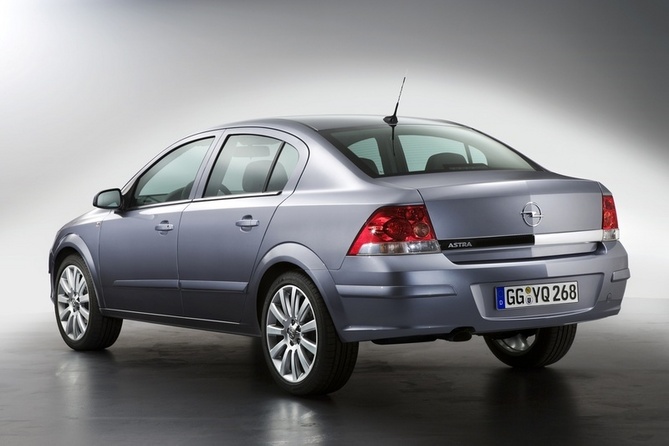 Opel Astra Sedan 1.6 Opel Astra Sedan 1.6