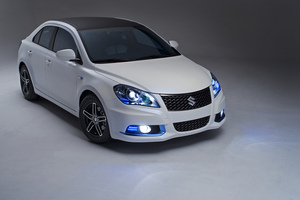 Suzuki debut Kizashi EcoCharge and Apex in New York 