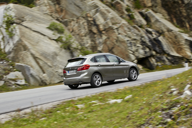 BMW 220d Active Tourer BMW 220d Active Tourer