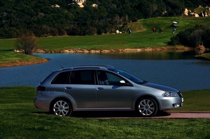 Fiat Croma 2.2 MPI 16v Fiat Croma 2.2 MPI 16v