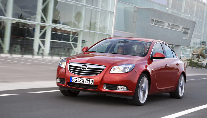 Opel Insignia V6 2.8 Turbo port Adaptive 4x4 Active SelectS Opel Insignia V6 2.8 Turbo port Adaptive 4x4 Active SelectS