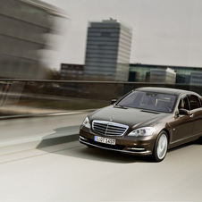 Mercedes-Benz S 350 CDI Auto BlueEfficiency Longo (FL) Mercedes-Benz S 350 CDI Auto BlueEfficiency Longo (FL)