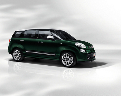 Fiat Adds two Seats to 500L to Create New Living Model