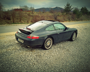 Porsche 911 Carrera 4