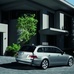 BMW 550i Touring Automatic vs Audi R8 5.2 Coupe quattro
