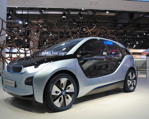 i3