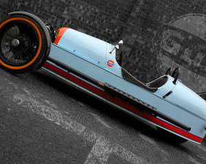 Three-Wheeler Gulf Edition