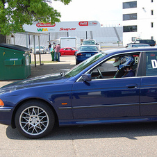 BMW 540i
