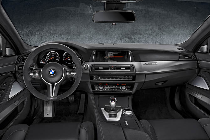 BMW 30 Jahre M5 BMW 30 Jahre M5