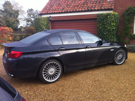 Alpina D5 Bi-Turbo - The Right Tool For The Job - 