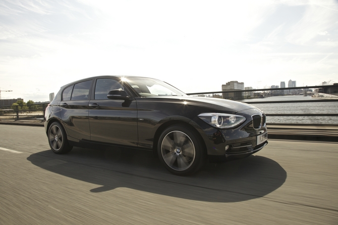 BMW 116d Urban AT BMW 116d Urban AT