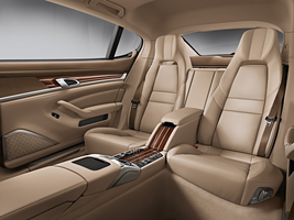The extended wheelbase gives 15cm extra legroom, mostly in the rear