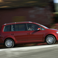 Volkswagen Touran TSI DSG Volkswagen Touran TSI DSG