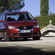 Volkswagen Touran TSI DSG Volkswagen Touran TSI DSG
