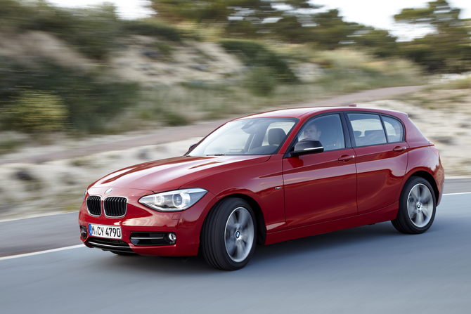 BMW 116d Sport AT BMW 116d Sport AT