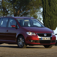 Volkswagen Touran TSI DSG Volkswagen Touran TSI DSG