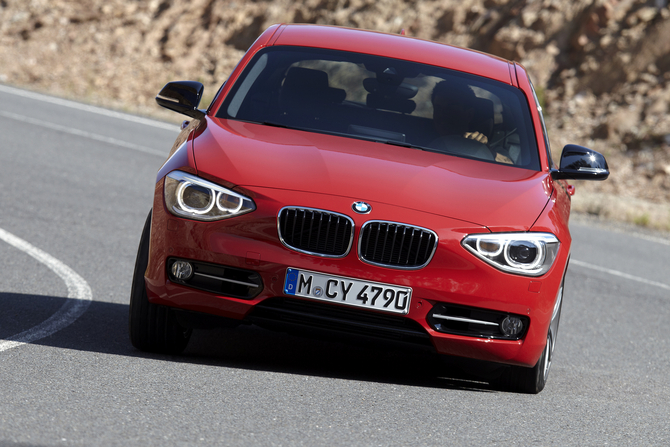BMW 116i Sport AT BMW 116i Sport AT