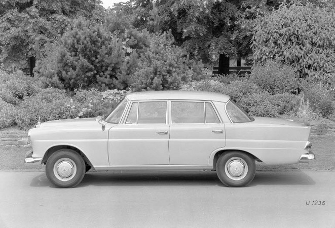 Mercedes-Benz 190 Dc Mercedes-Benz 190 Dc