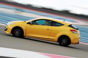 Renault Mégane III Coupé 2.0 T 16v 250 hp RS