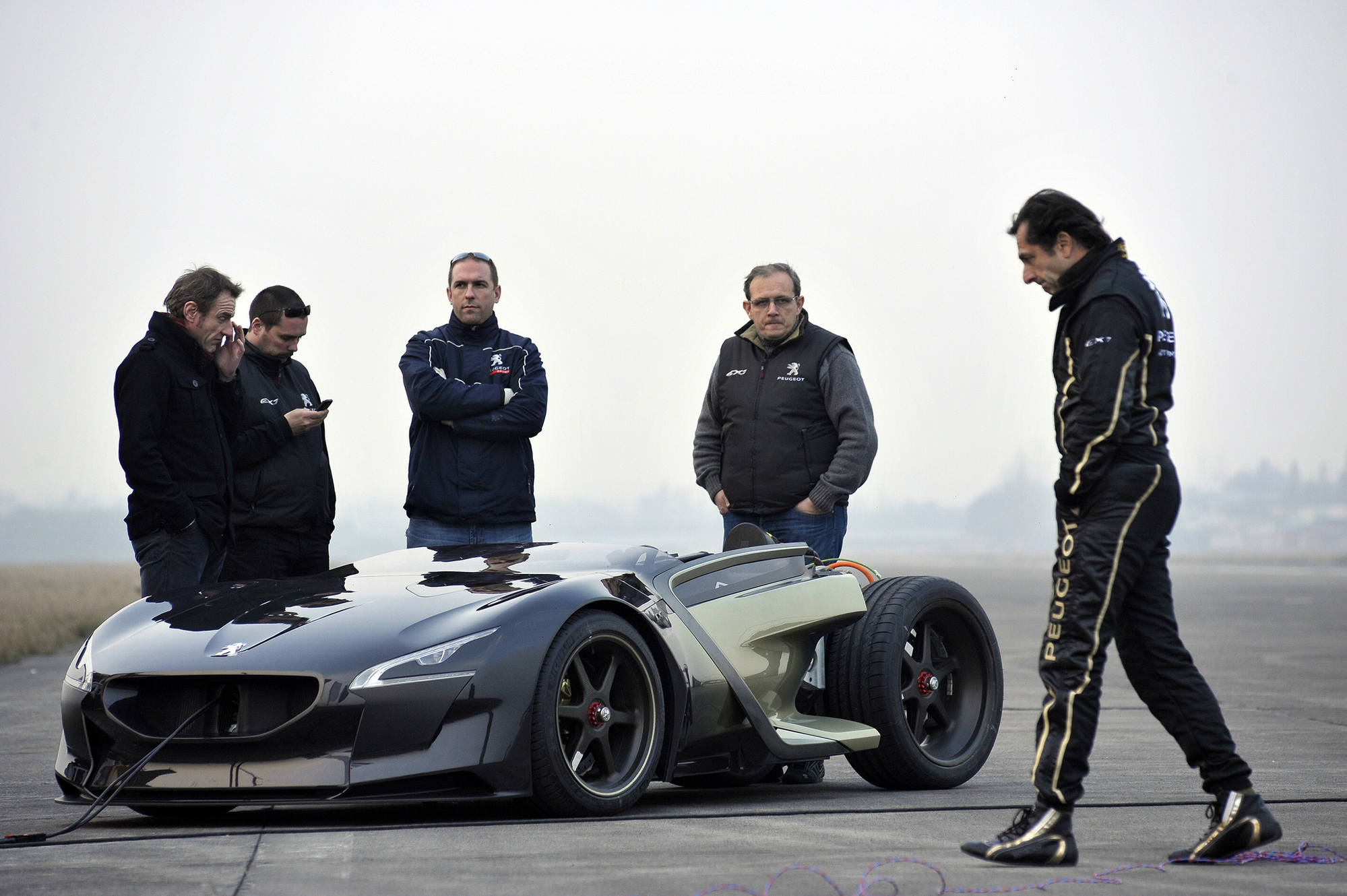 Goodwood festival of speed. Peugeot ex1. Ситроен си1 концепт. Peugeot ex1 concept 2010. Электромобиль ex1.