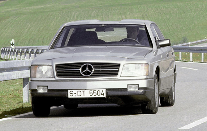 Mercedes-Benz Auto 2000 Mercedes-Benz Auto 2000