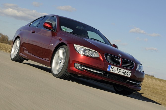 BMW 325d Coupé M Sport Edition AT BMW 325d Coupé M Sport Edition AT
