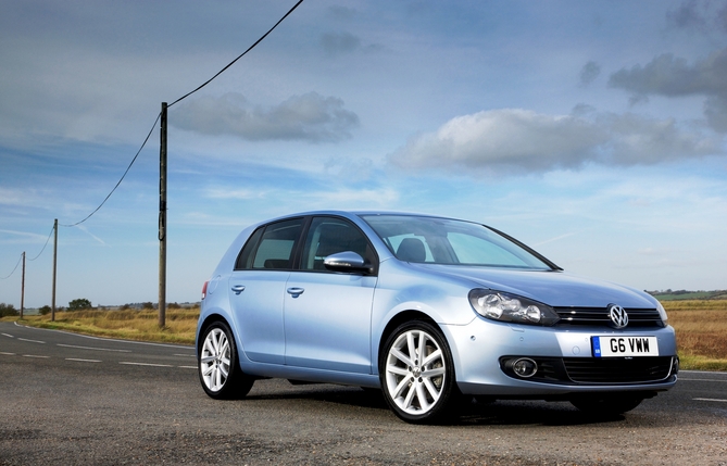 Volkswagen Golf 2.0I TDI 140hp DPF Highline 4Motion Volkswagen Golf 2.0I TDI 140hp DPF Highline 4Motion