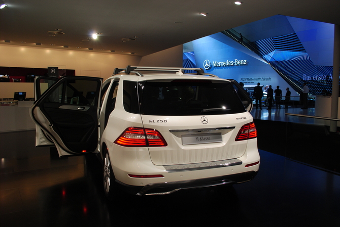 Mercedes-Benz ML 250 Bluetec Mercedes-Benz ML 250 Bluetec