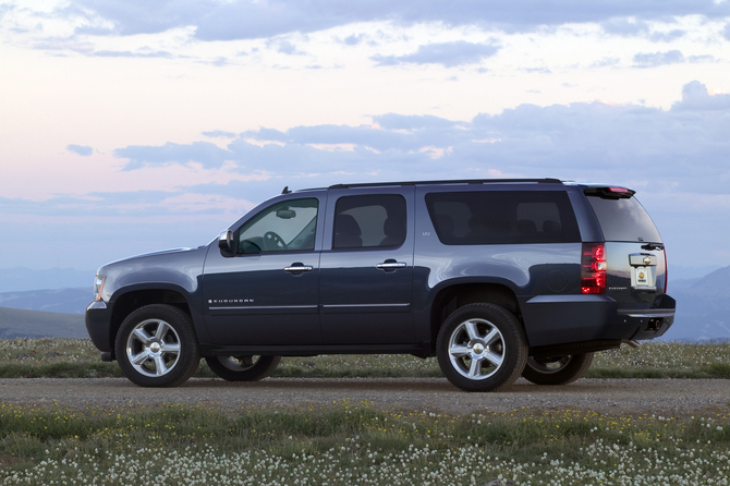 Chevrolet Suburban LTZ 1500 2WD Chevrolet Suburban LTZ 1500 2WD