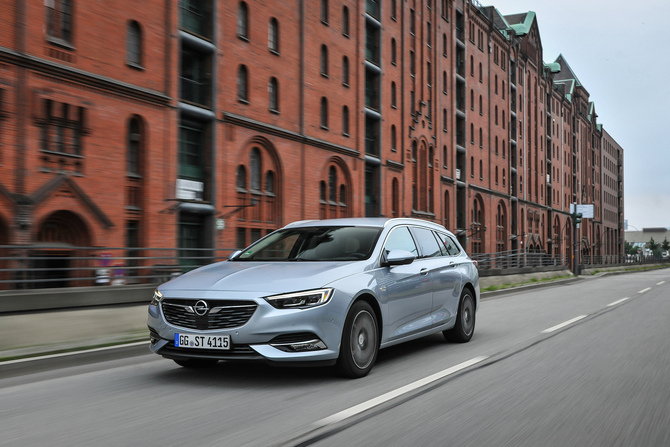 Opel Insignia Sports Tourer 1.6 Turbo D Innovation