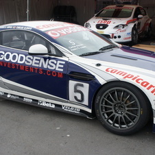 Aston Martin V8 Vantage N24 Aston Martin V8 Vantage N24