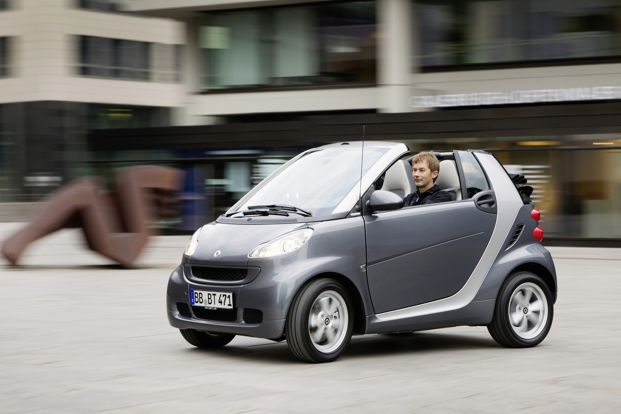 Smart has. Smart Fortwo 451 Grey. Шевроле смарт смарт. Smart Fortwo клиренс. Доступные автомобили.