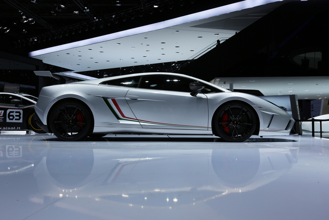 The Squadra Corse was the model's performance highlight with the highest performance engine and 70kg lower weight The Squadra Corse was the model's performance highlight with the highest performance engine and 70kg lower weight
