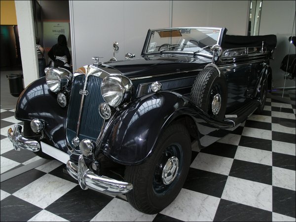 Horch Type 951 A Pullman Cabriolet Horch Type 951 A Pullman Cabriolet