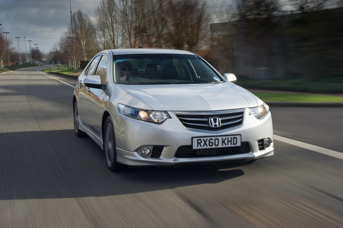 Honda Accord Saloon 2.0 i-VTEC ES GT Nav Honda Accord Saloon 2.0 i-VTEC ES GT Nav