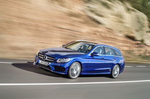 The model can also be ordered with the all-wheel drive technology 4MATIC