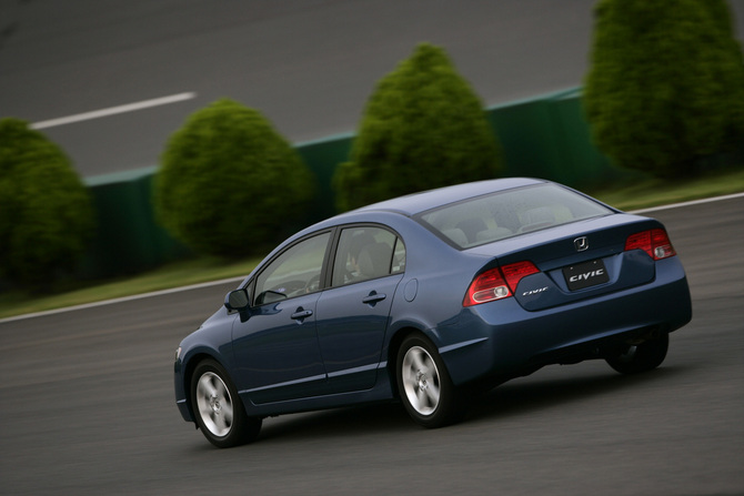 Honda Civic 1.8 ES (09) Honda Civic 1.8 ES (09)