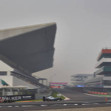 The entire qualifying session was covered in a blanket of fog