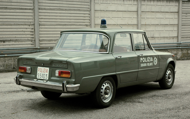 Alfa Romeo Giulia Super 'Polizia' Alfa Romeo Giulia Super 'Polizia'