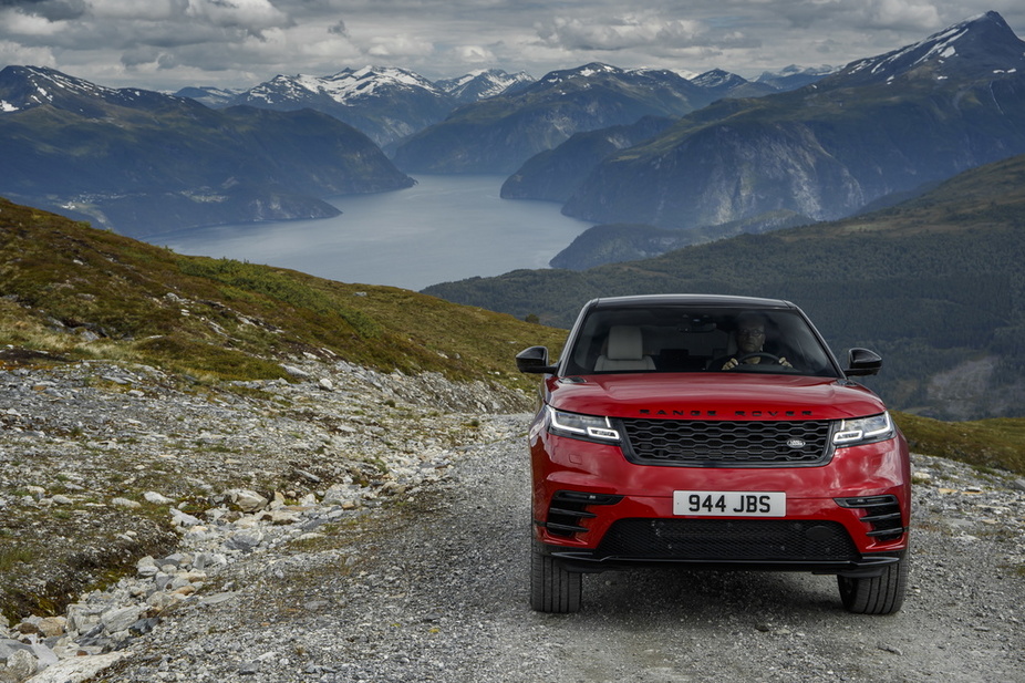 Land Rover Range Rover Velar 3.0D 4WD R-Dynamic SE