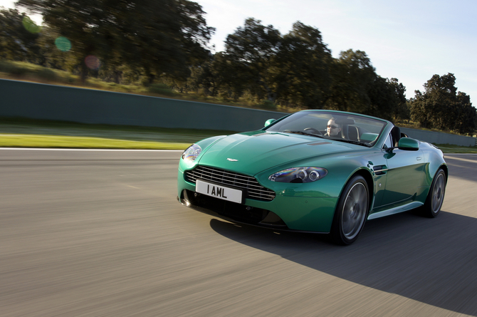 Aston Martin V8 Vantage 4.7 S Roadster Aston Martin V8 Vantage 4.7 S Roadster