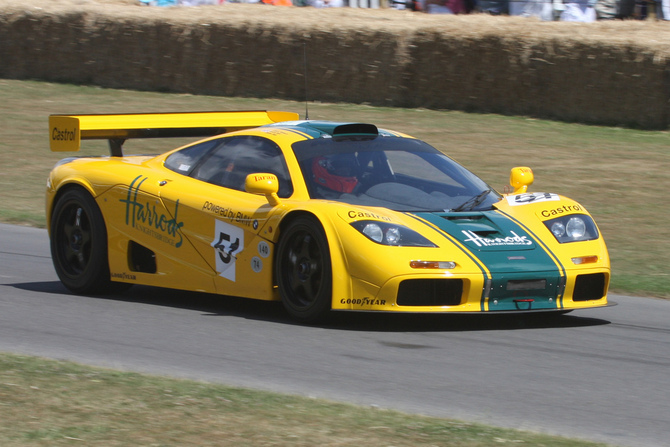 McLaren F1 GTR McLaren F1 GTR