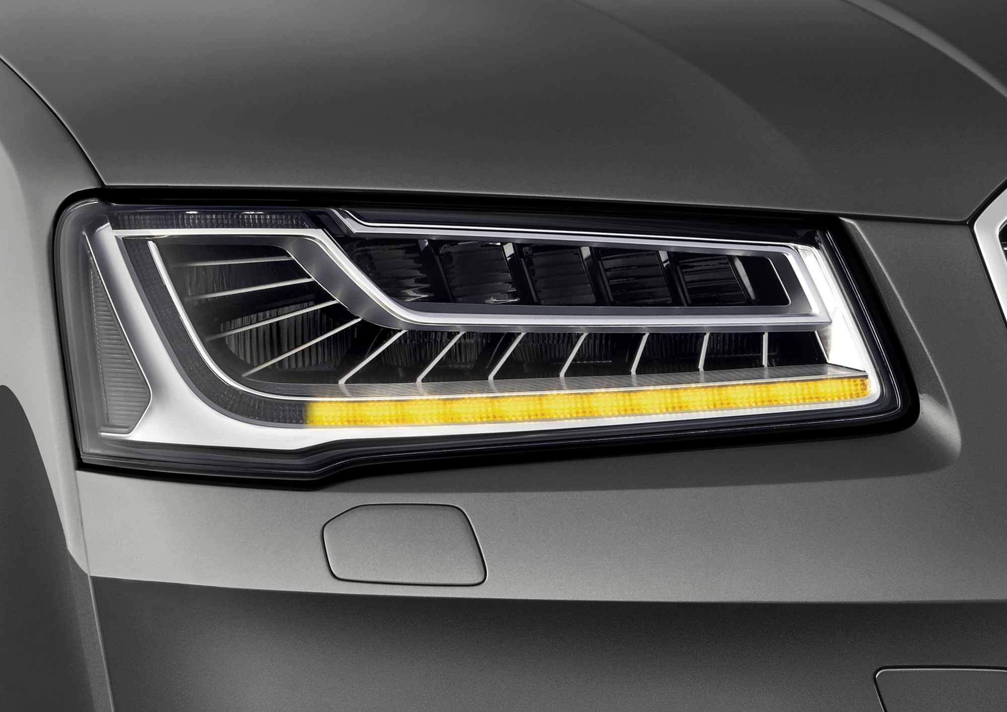 Фара audi. Audi a8 матричные фары. Матричные фары Ауди а6 с8. Матричные фары Ауди а8. Audi a6 2014 с матричными фарами.