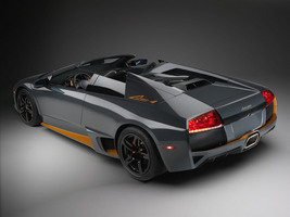 Lamborghini celebrates the end of production of Murciélago