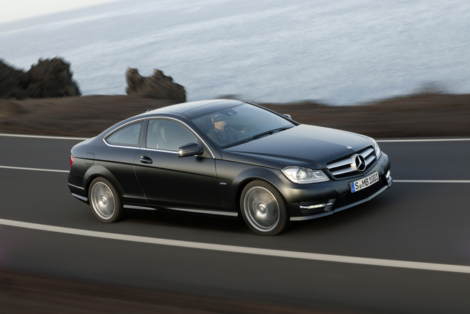 New C-Class Coupé: new compact, classic coupe to debut in Geneva New C-Class Coupé: new compact, classic coupe to debut in Geneva