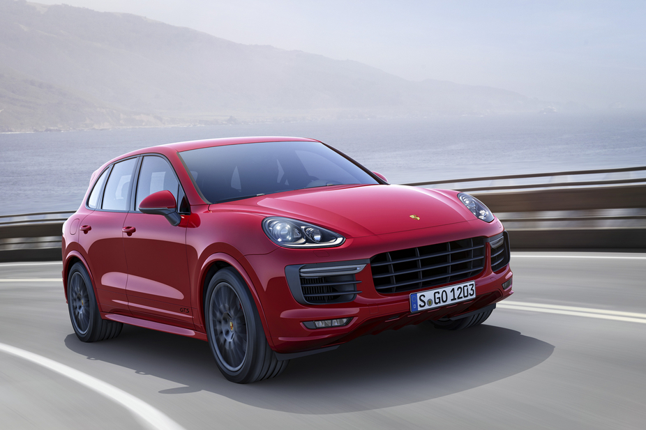 The new Cayenne GTS engine gets a 3.6-liter V6 twin turbo, the same that powers the Cayenne S