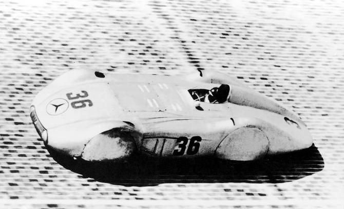 Mercedes-Benz W25 Avus Streamliner Mercedes-Benz W25 Avus Streamliner
