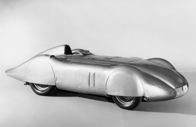 Mercedes-Benz W25 Avus Streamliner Mercedes-Benz W25 Avus Streamliner